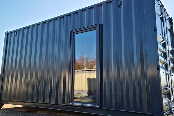 Conteneur Sauna de 15 m² avec espace de repos – clé en main